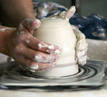 contact vera pottery